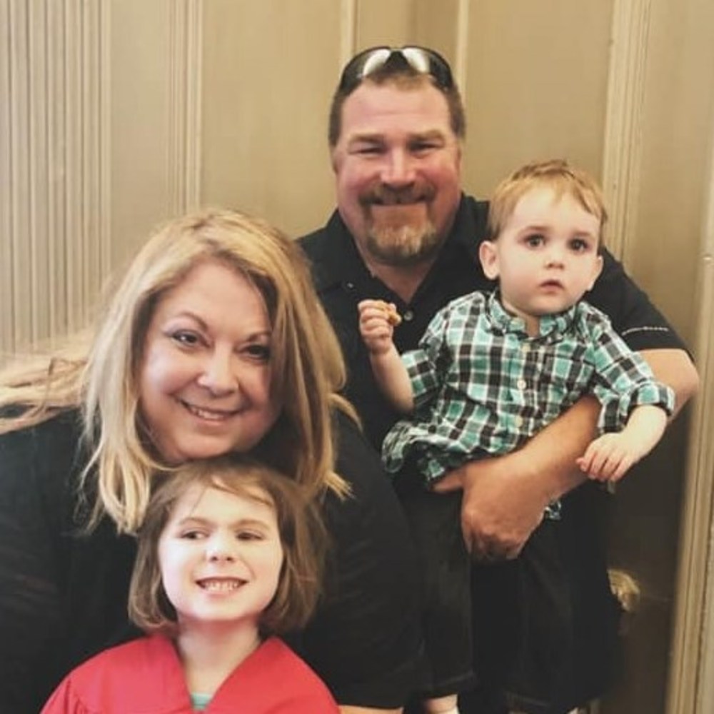 Meet your Posher, Lisa